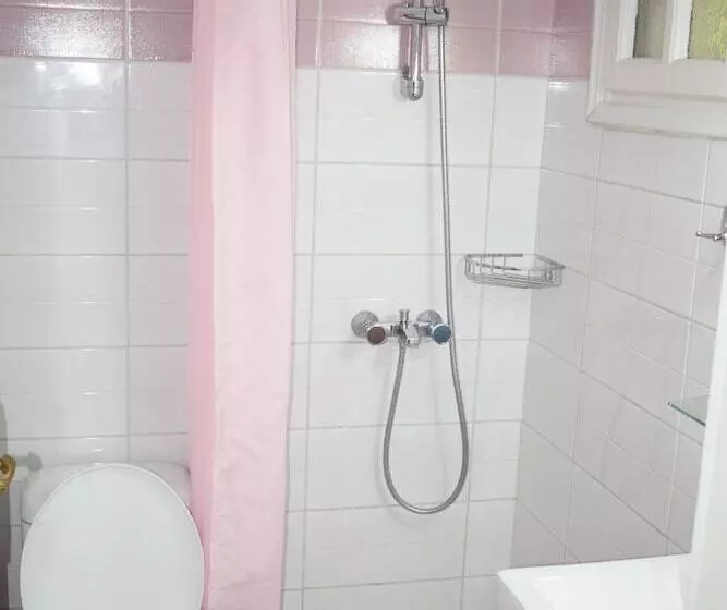 Rising Sun Apartments And Studios