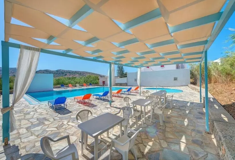 Smaragdi Hotel Apartments