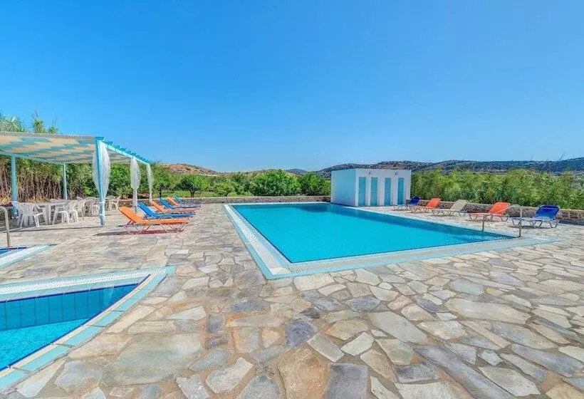 Smaragdi Hotel Apartments