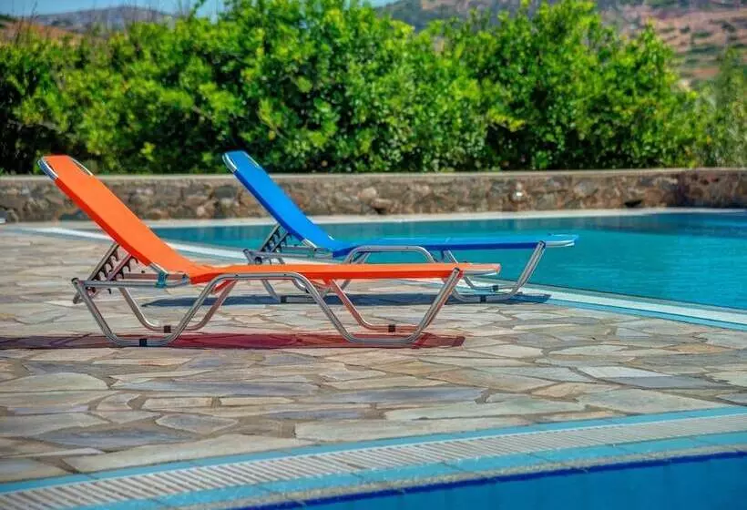 Smaragdi Hotel Apartments