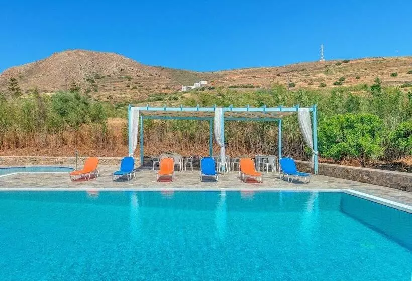 Smaragdi Hotel Apartments