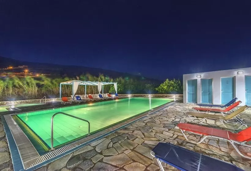 Smaragdi Hotel Apartments