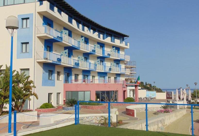 בית מלון כפרי Tus