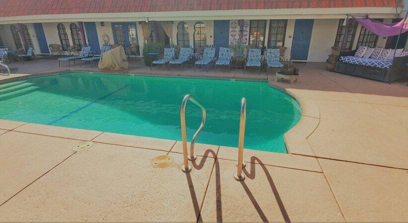 فندق El Morocco Inn And Spa Resort