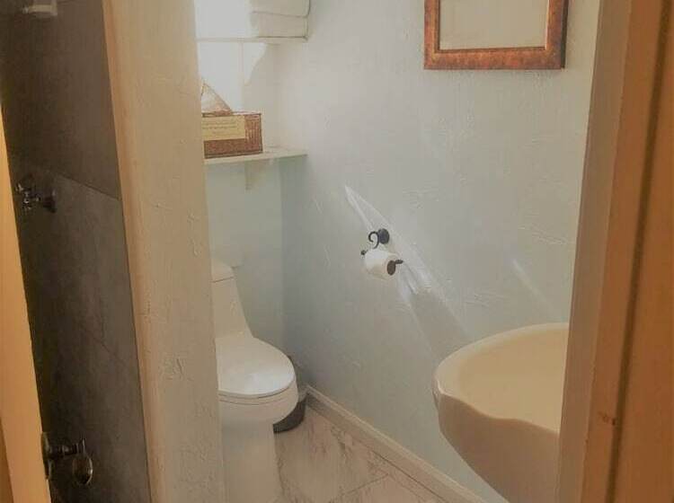 فندق El Morocco Inn And Spa Resort