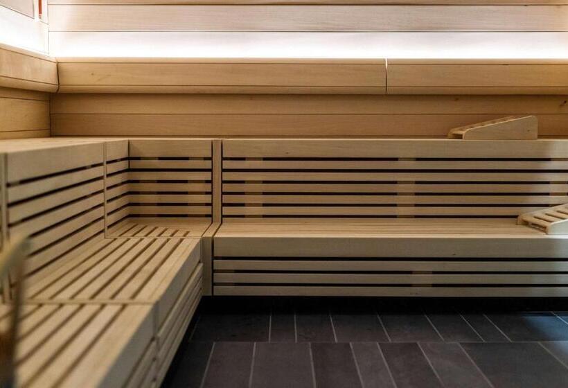 Otel Scandic Spectrum