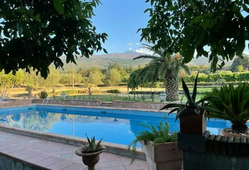 Aamiaismajoitus (B&B) Villa Veda