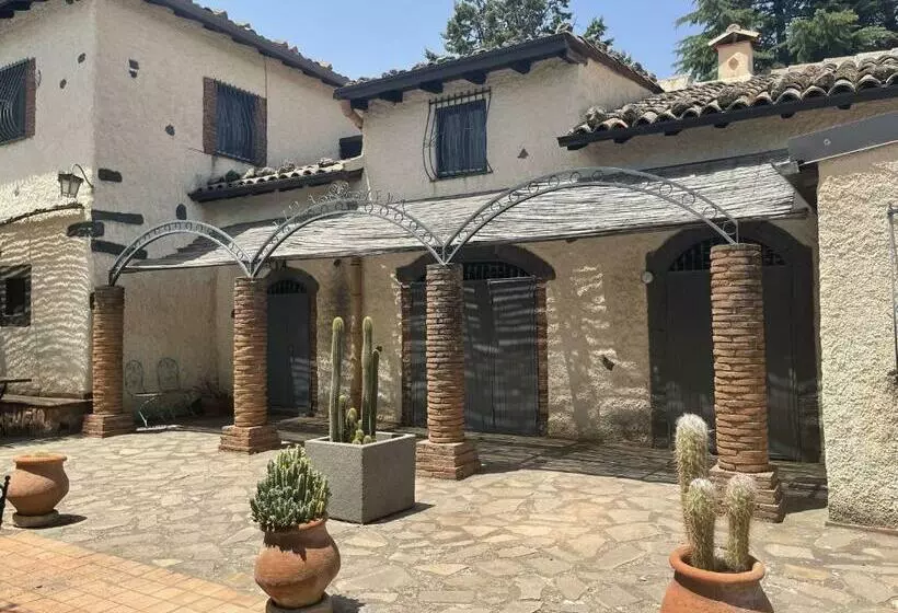 Aamiaismajoitus (B&B) Villa Veda