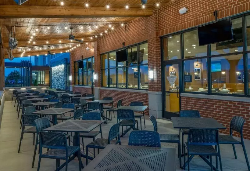 Hotelli Hilton Garden Inn Jeffersonville Louisville North