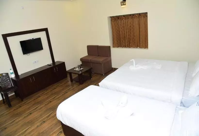 Hotelli R Inn Yercaud