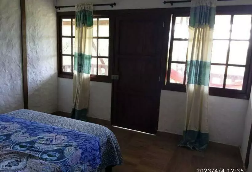 Majatalo Casa Waka Marú