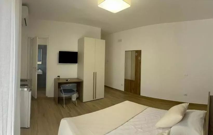 Aamiaismajoitus (B&B) Oltremare Rooms Agropoli