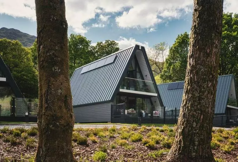 Ardlui Retreat   Villa & Lodges
