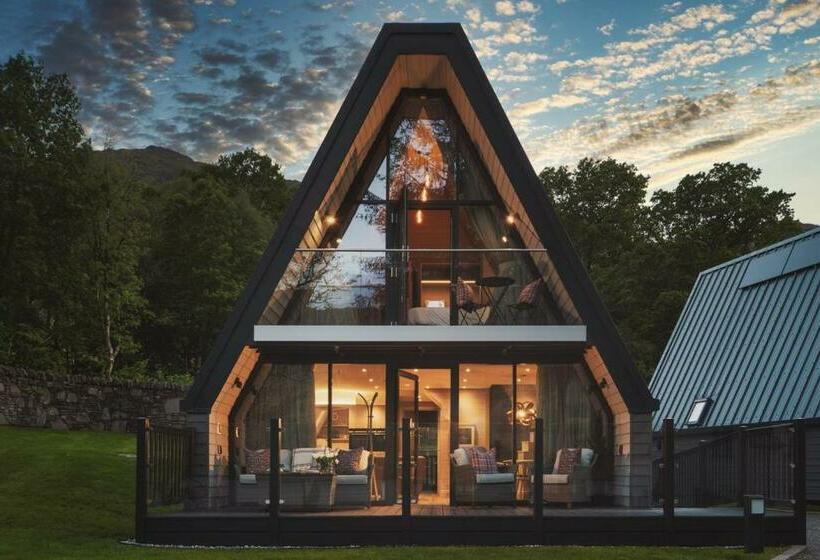 Ardlui Retreat   Villa & Lodges