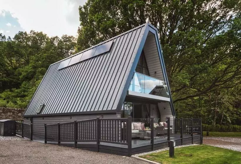 Ardlui Retreat   Villa & Lodges