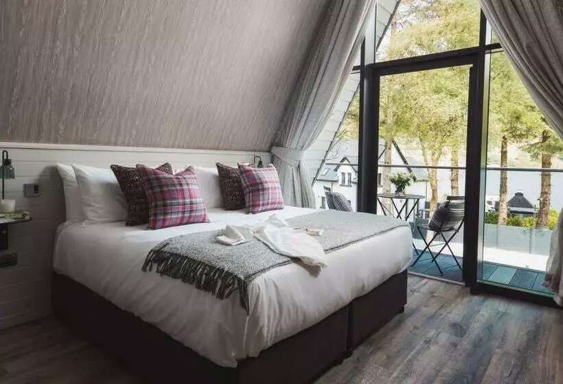 Ardlui Retreat   Villa & Lodges