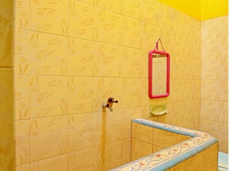 Отель Oyo Home 91142 Desa Wisata Alam Gosari