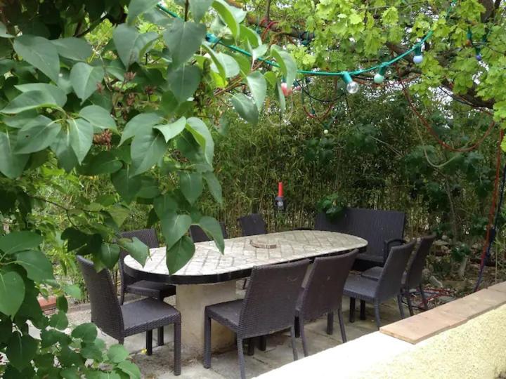 بنسيون La Colline