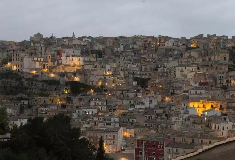 پانسیون Oikos   Ragusa Ibla