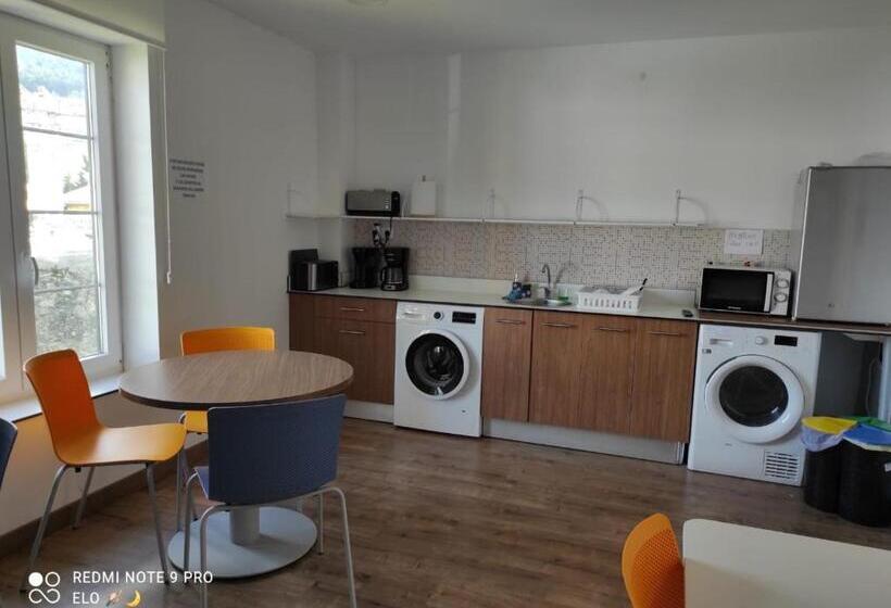 Albergue De Santullán