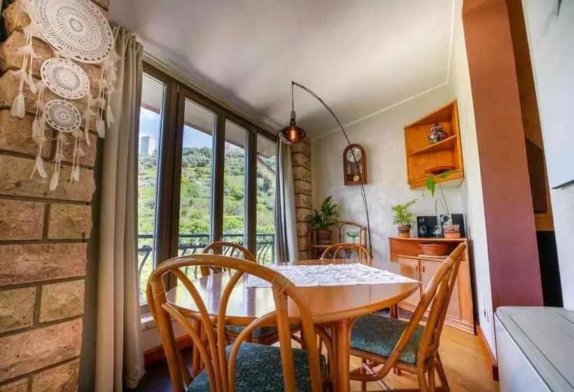 Aamiaismajoitus (B&B) Sa Domo E Giuanne E Giuanna