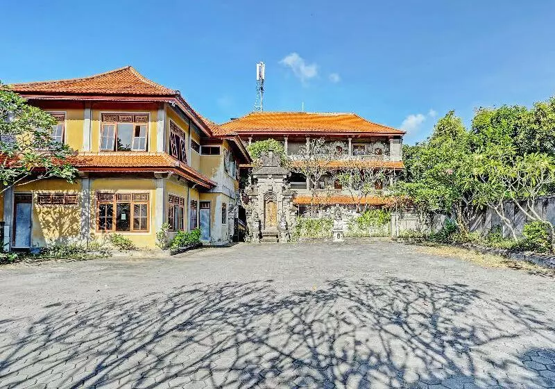 Hotelli Collection O 91125 Puri Dewa Bharata