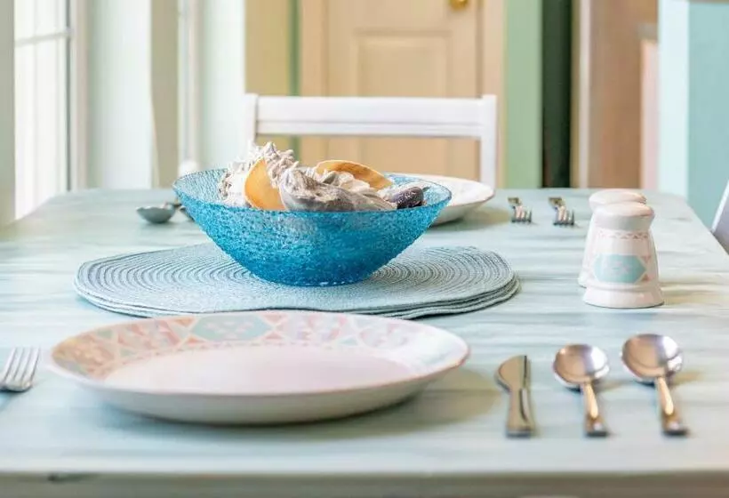 Little Get Away By The Beach ,moondancer