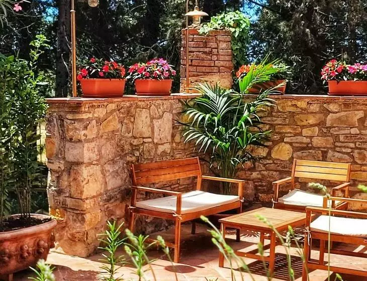 Majatalo La Bugia Del Sensale