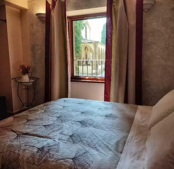 Majatalo La Bugia Del Sensale