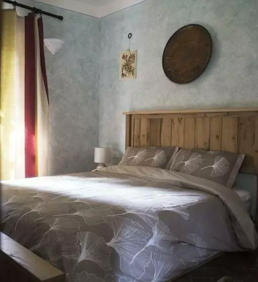 Majatalo La Bugia Del Sensale