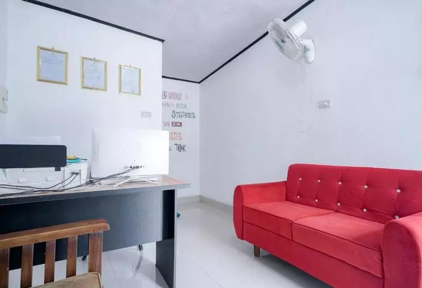 Urbanview Hotel Pondok Indah Pringsewu By Reddoorz