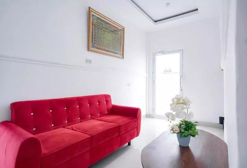 Urbanview Hotel Pondok Indah Pringsewu By Reddoorz