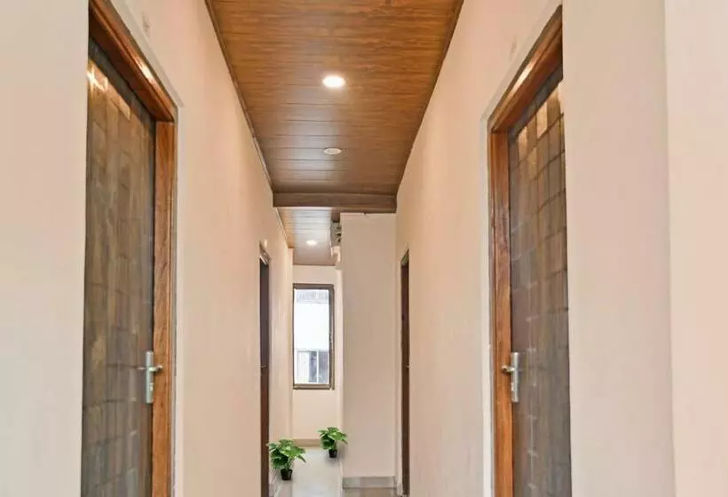 Hotelli Classic Guest House
