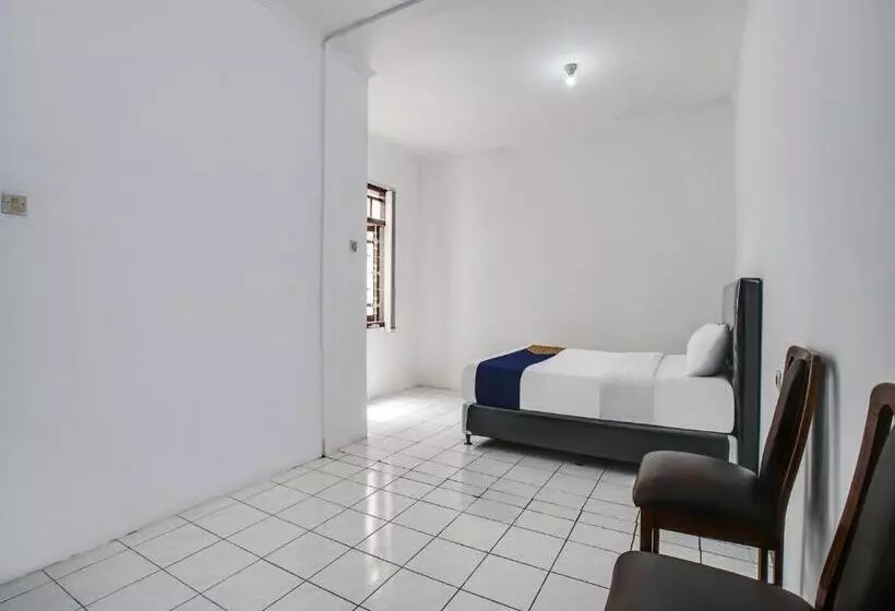 هتل Spot On 91117 Sriwijaya Residence Syariah