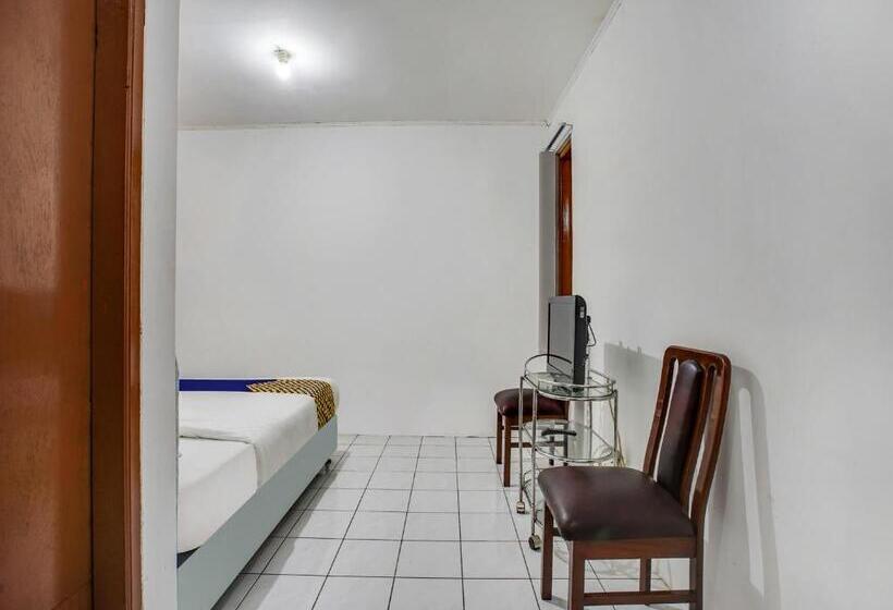 فندق Spot On 91117 Sriwijaya Residence Syariah