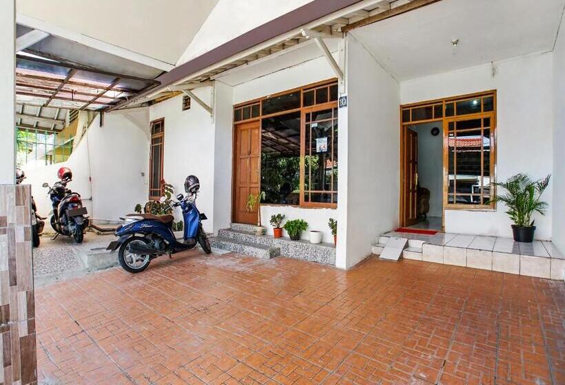 فندق Spot On 91117 Sriwijaya Residence Syariah