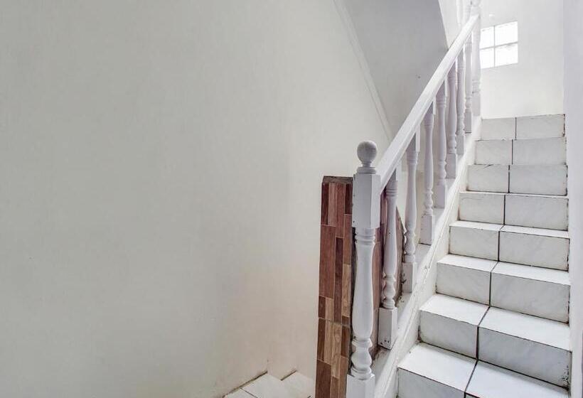 فندق Spot On 91117 Sriwijaya Residence Syariah