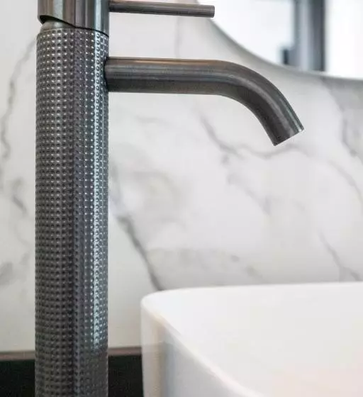 Tensuites - Adults Only