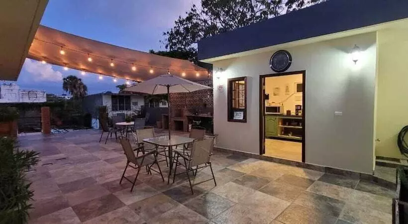 Doña Adelina House
