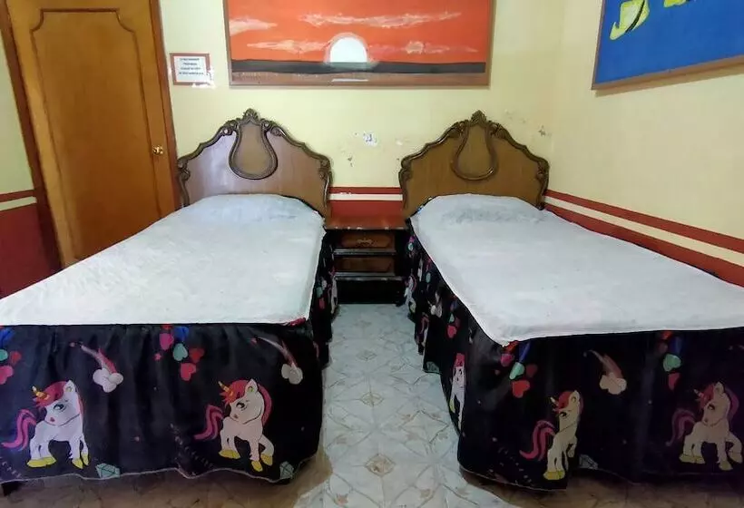 هتل Oyo  Posada Santa Cecilia, Jerez Zacatecas