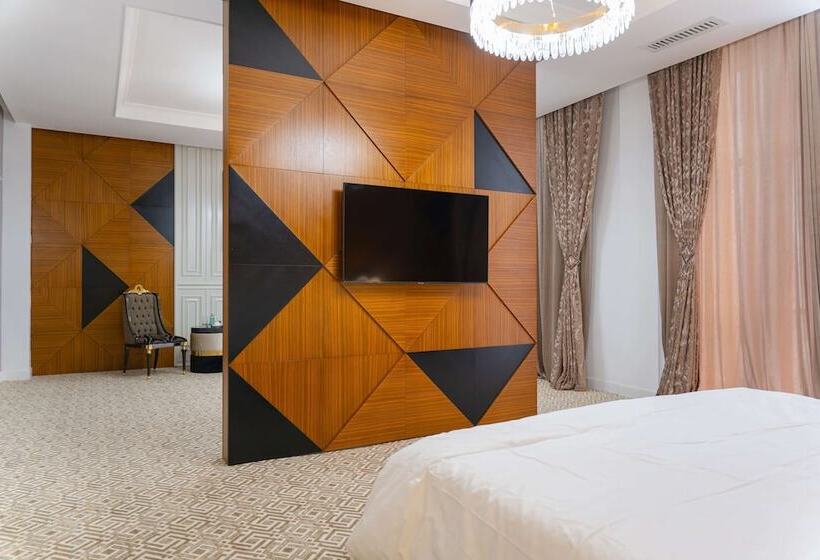 هتل Ramada By Wyndham Turkistan