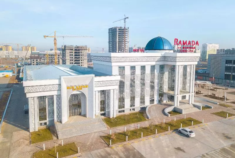 هتل Ramada By Wyndham Turkistan