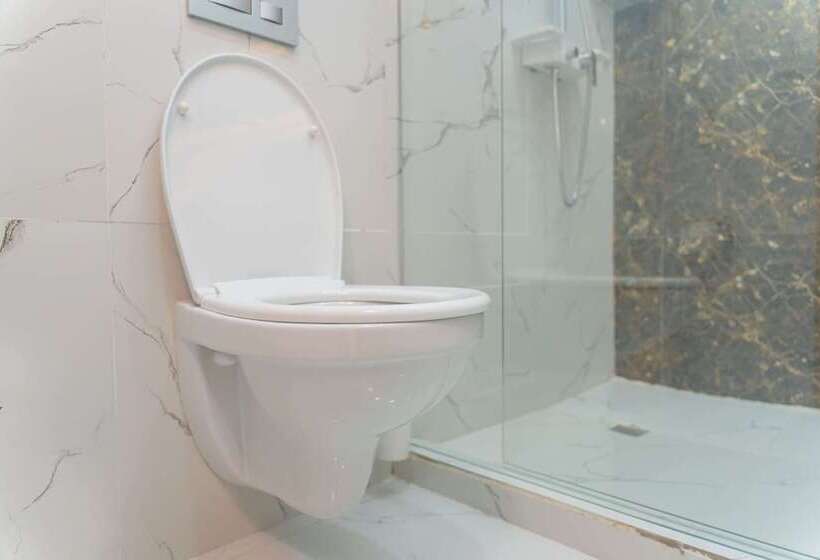 هتل Ramada By Wyndham Turkistan