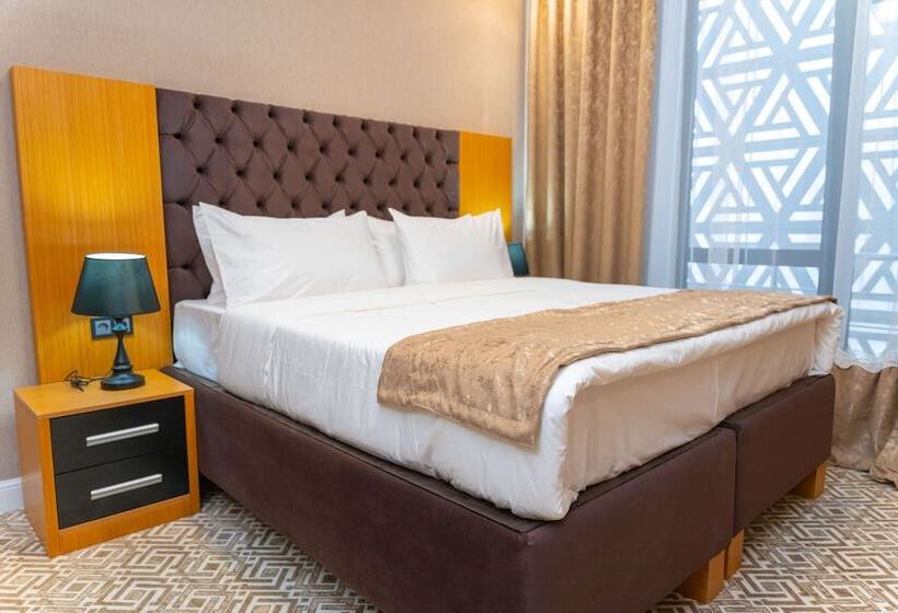 هتل Ramada By Wyndham Turkistan