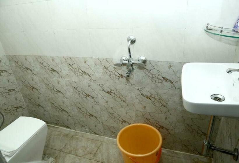 ホテル Spot On V Gust In