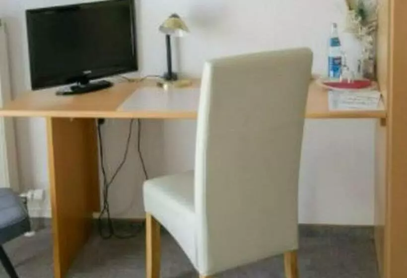 Majatalo Haus Am Park