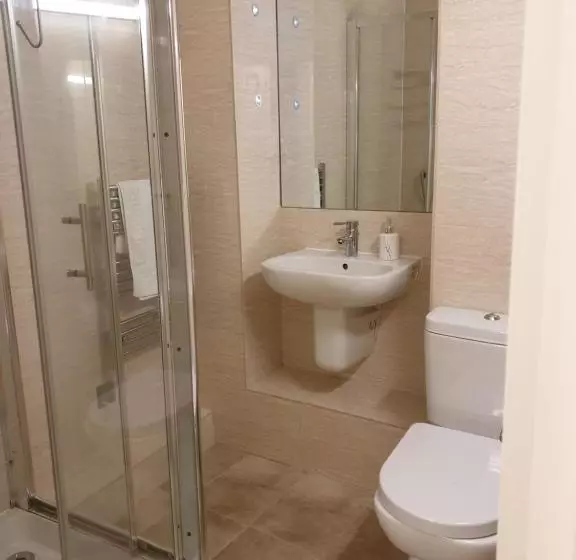 Still Life Monument Executive