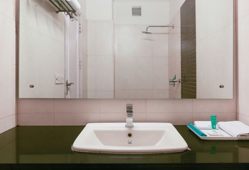 בית מלון כפרי Blessings On Road Near New Delhi Railway Station