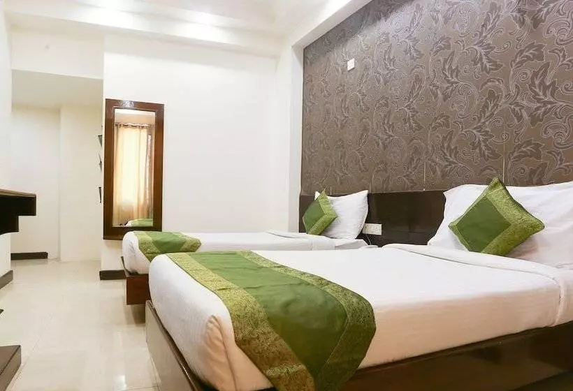 בית מלון כפרי Blessings On Road Near New Delhi Railway Station