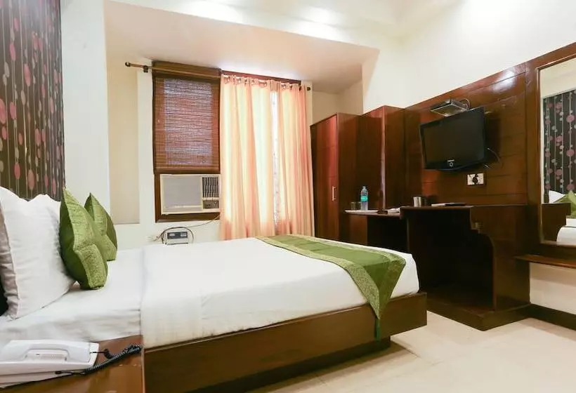 בית מלון כפרי Blessings On Road Near New Delhi Railway Station